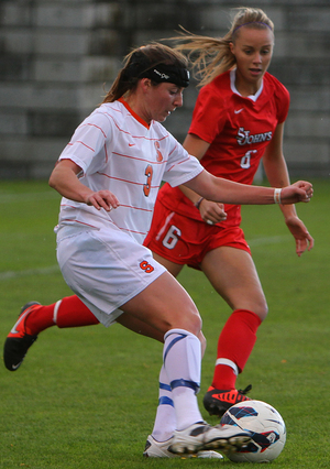 Erin Simon and Syracuse shutout St. John's in a 3-0 win in the Orange's final regular season game. 