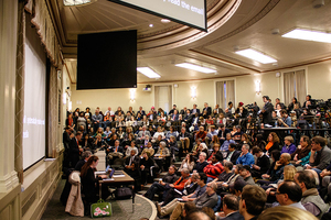 Chancellor Kent Syverud addressed university senators on Wednesday in Maxwell Auditorium.