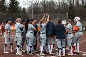 Syracuse concluded the UNCW Tournament by defeating Le Moyne 4-1 on Sunday. The Orange won all five games at the tournament.